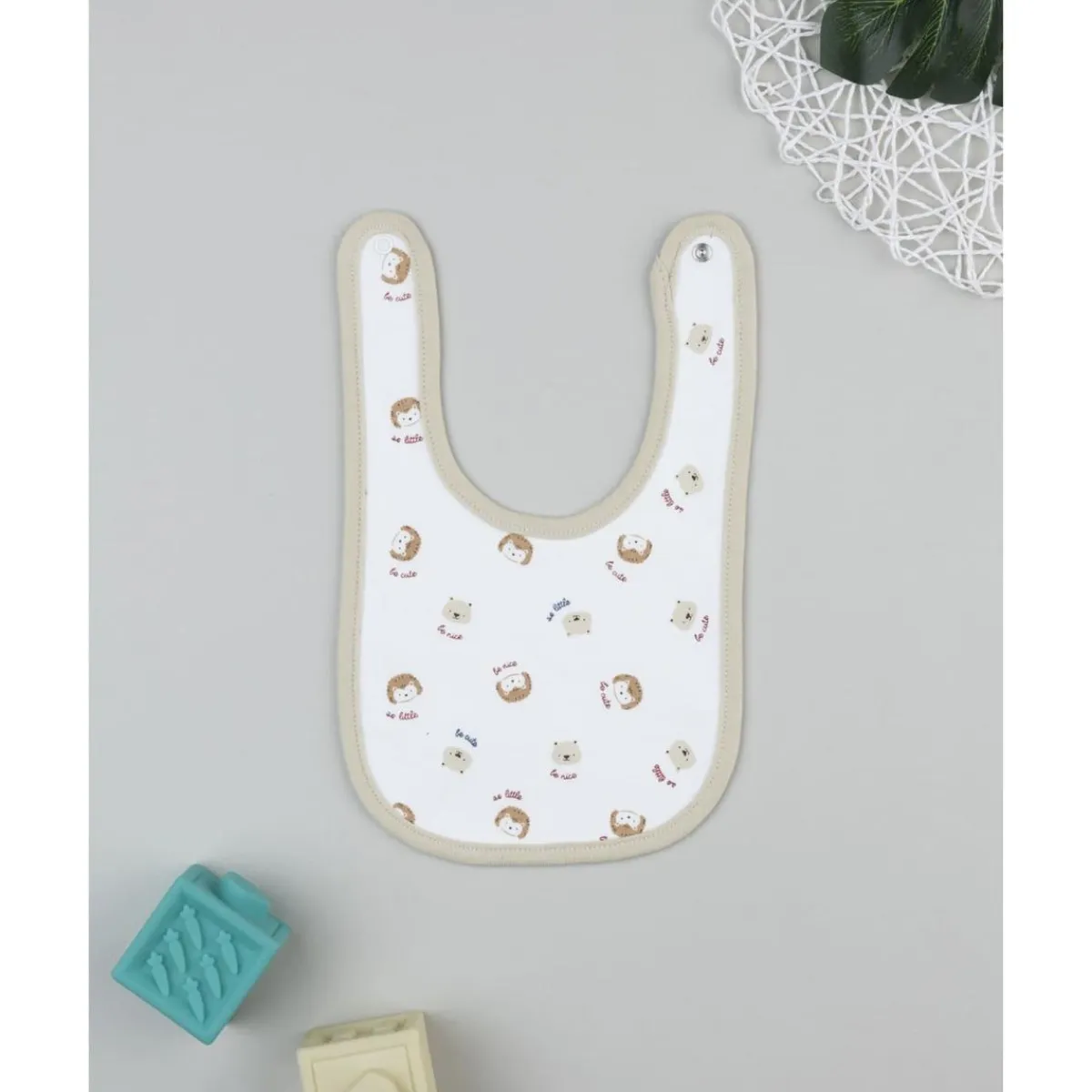 Babero bebé Savana beige*Prenatal Clearance