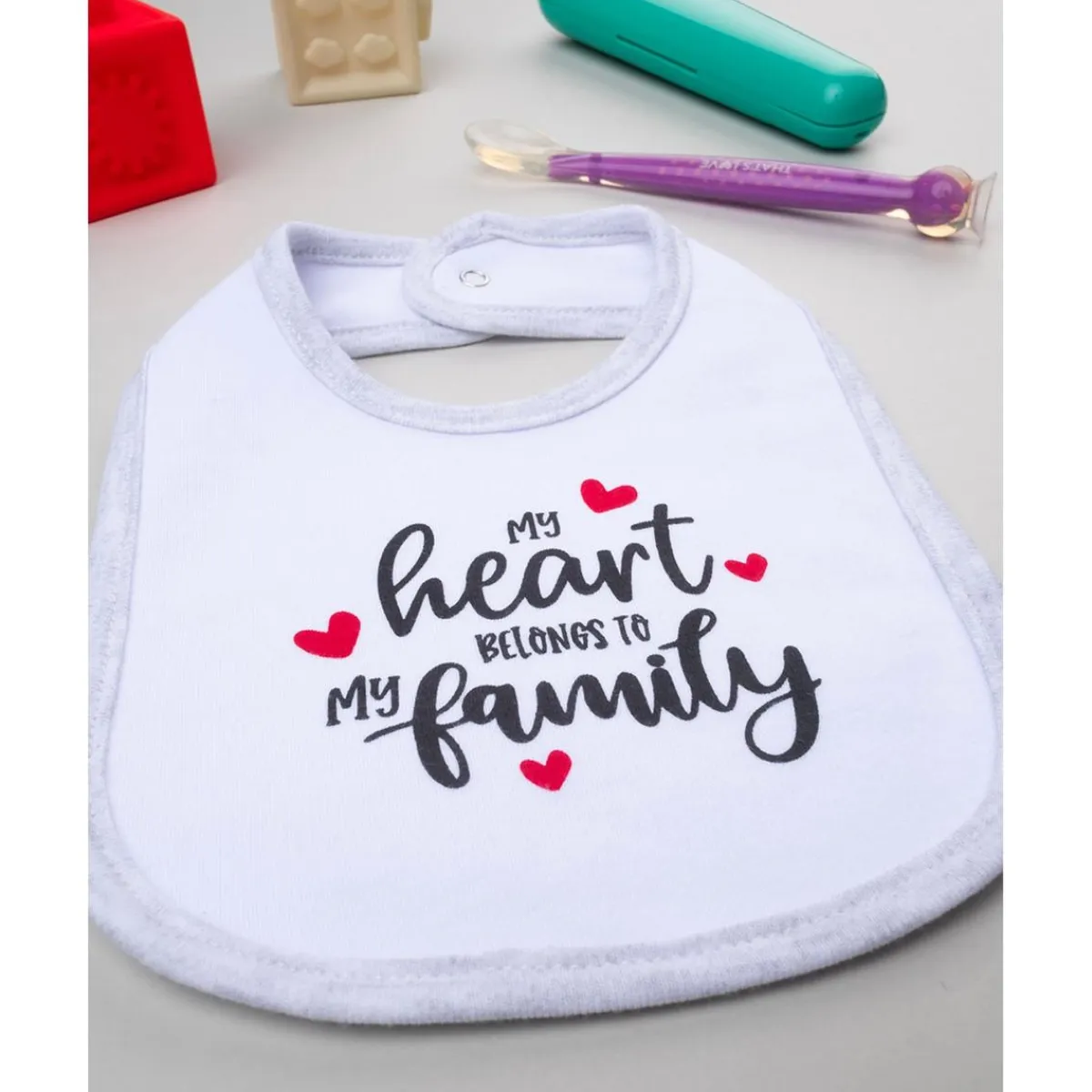 Clearance Babero Unisex Blanco y Gris "Family" Recién Nacido·Ropa Y Accesorios|Ropa Y Accesorios·Baberos