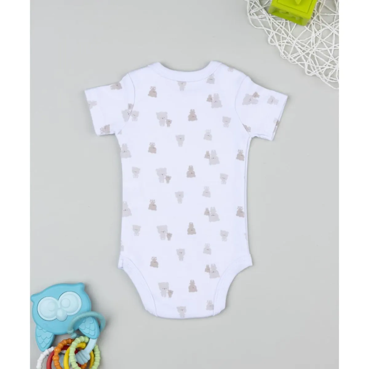 Body blanco de manga corta para bebé con estampado de ositos*Prenatal Sale