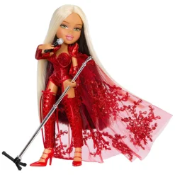 - Lola Índigo*Bratz Hot