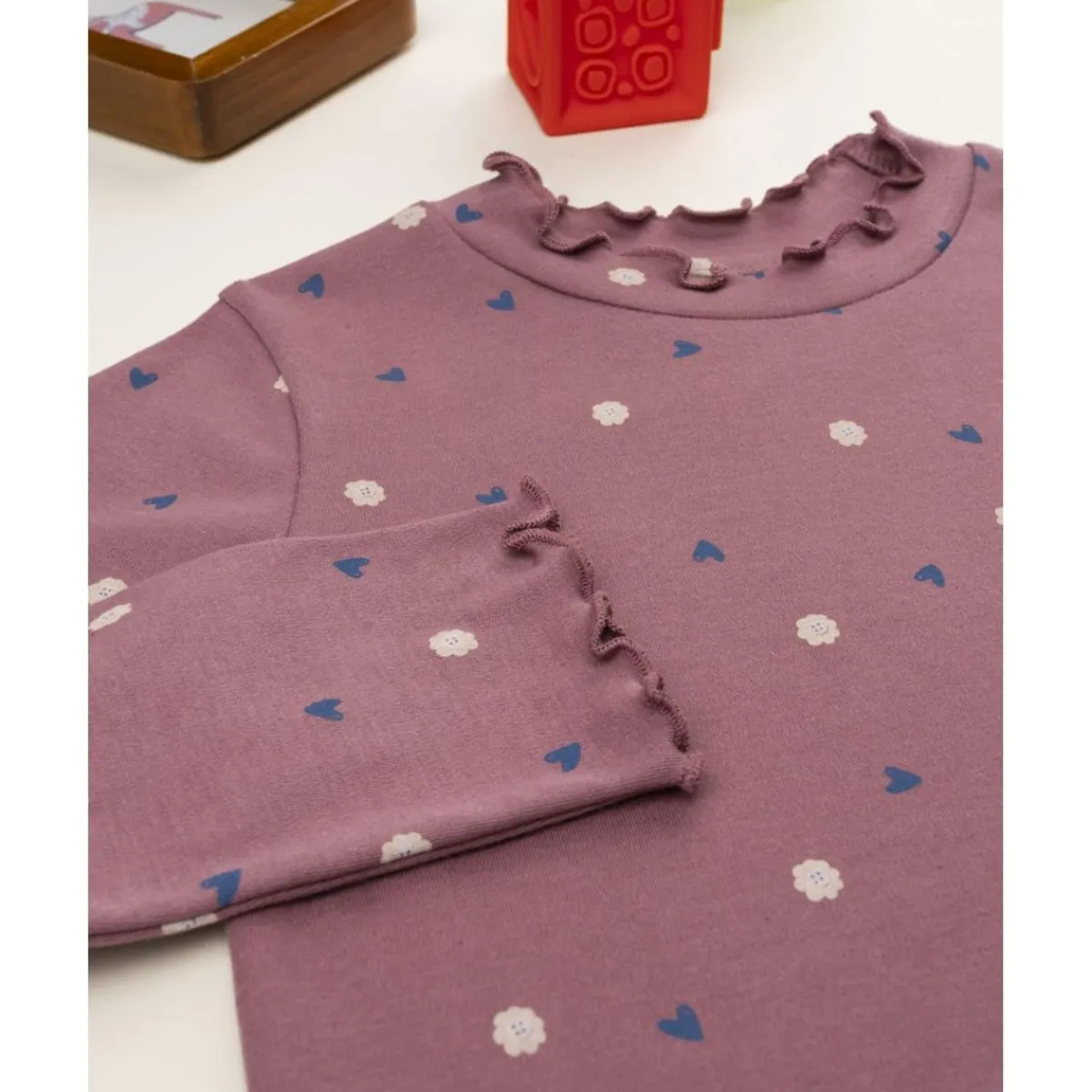 Outlet Camiseta niña rosa con corazones Niña·Niña 2-10 Años|Niña 2-10 Años·Camisas Y Camisetas