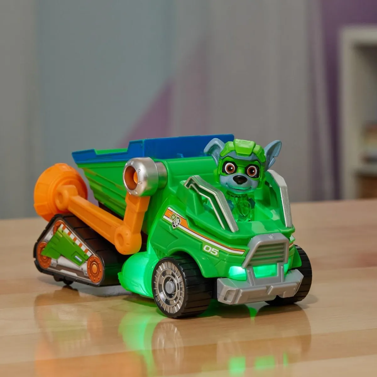 Best Energía - Patrulla Canina - Camión de reciclaje de juguete con figura de acción Rocky, luces y sonidos ㅤ Coleccionables Y Mini Mundos