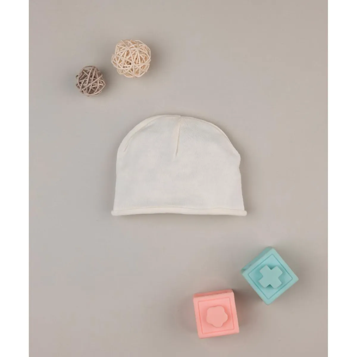 Gorro de lana y algodón para recién nacida*Prenatal Clearance