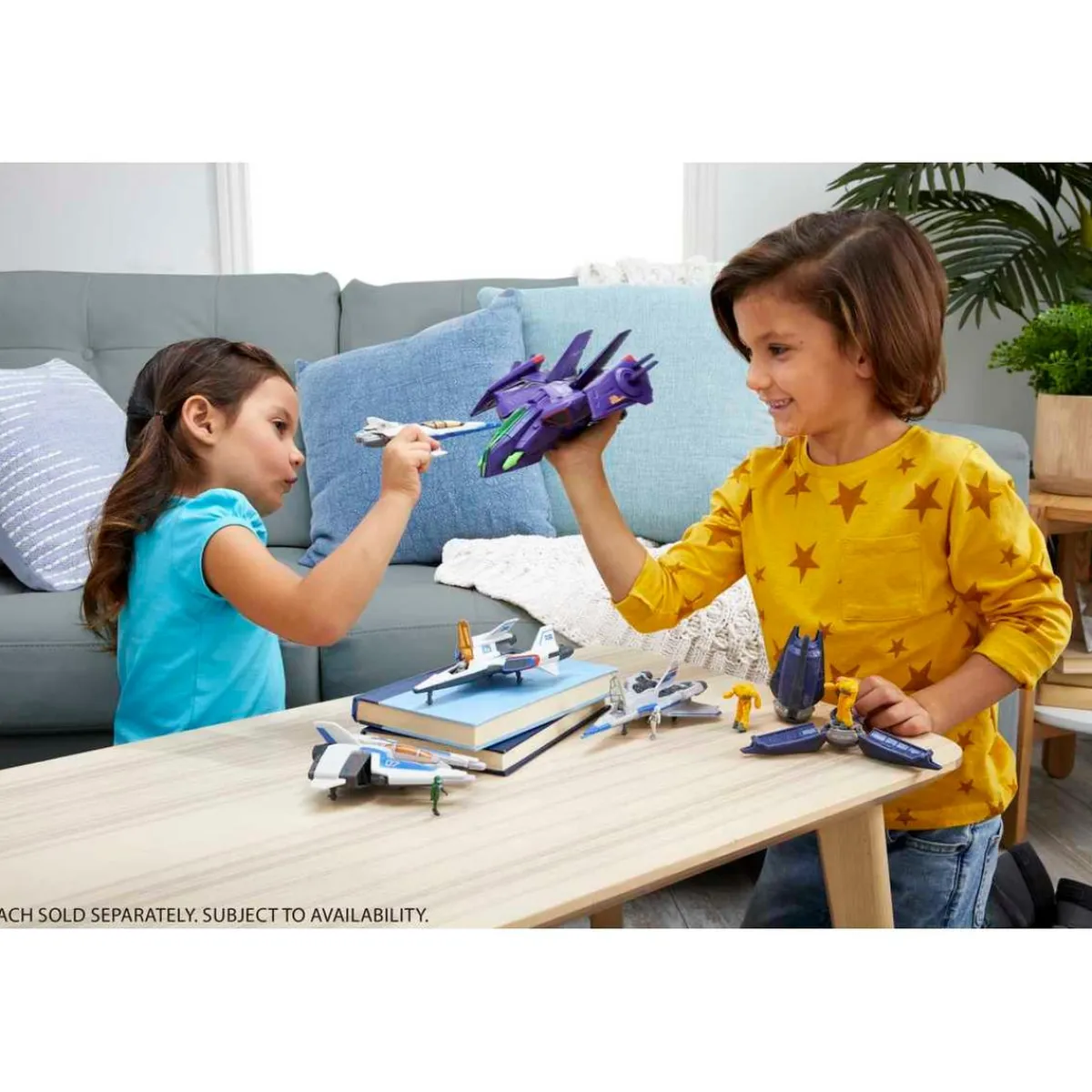 Outlet Lightyear - Pack Buzz Lightyear y nave espacial XL-15 Figuras De Acción