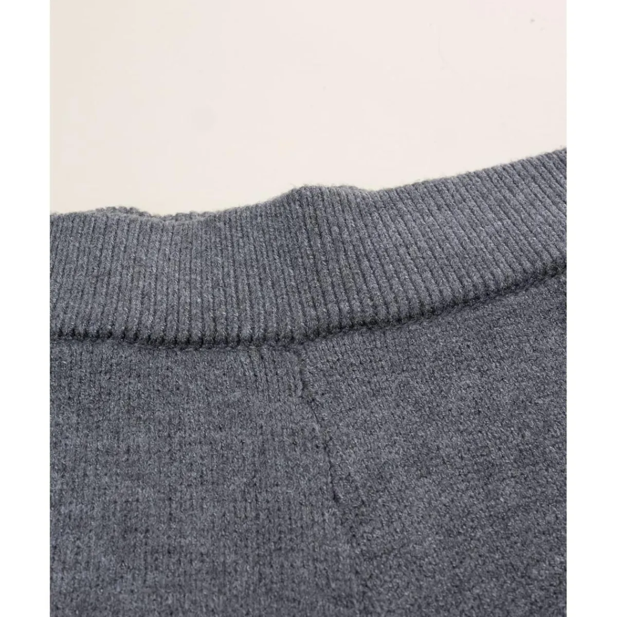 Pantalón premamá gris en tricot*Prenatal Hot