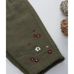 Pantalón verde de niña con bordados*Prenatal Hot