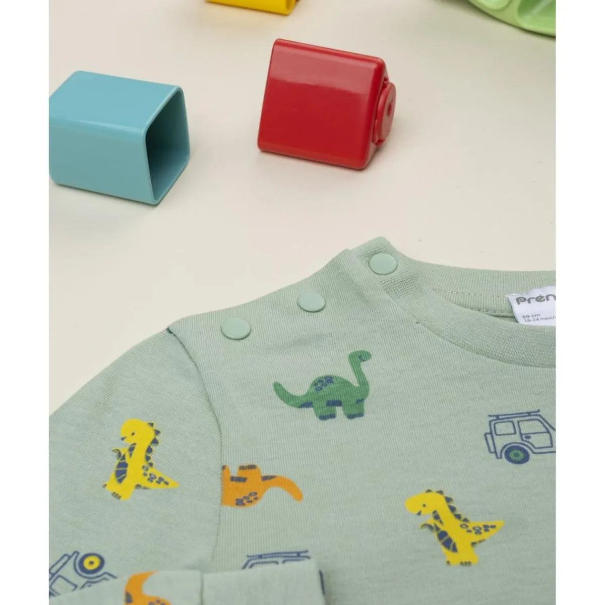 Pijama dos piezas niño verde dinosaurios*Prenatal Clearance