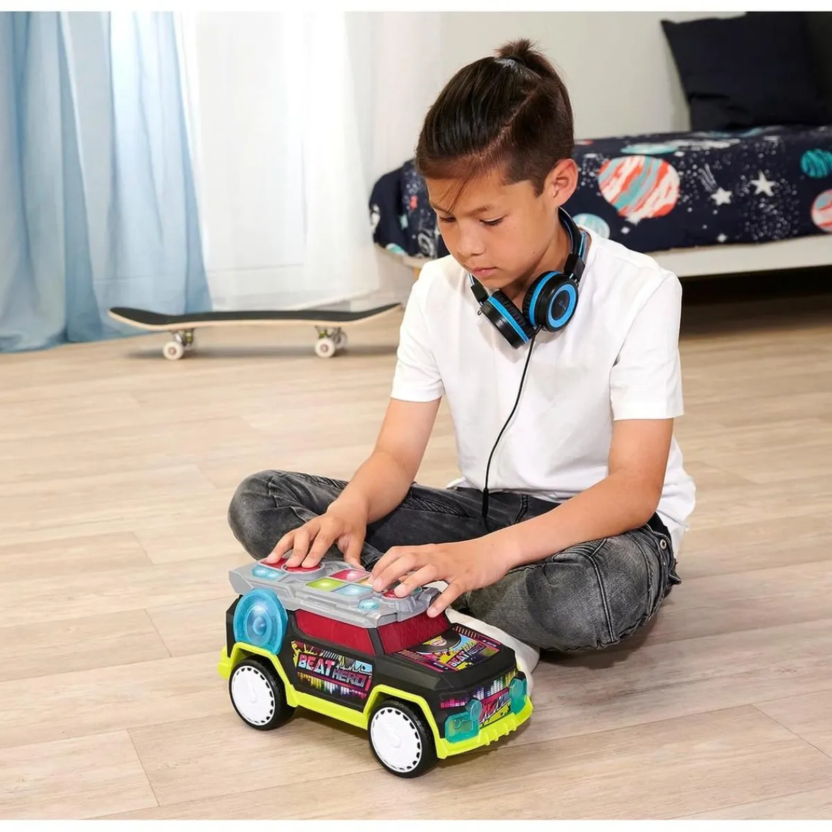 STREETS N BEATZ - Coche Beat Hero 32 cm con luces intermitentes y música*DICKIE TOYS