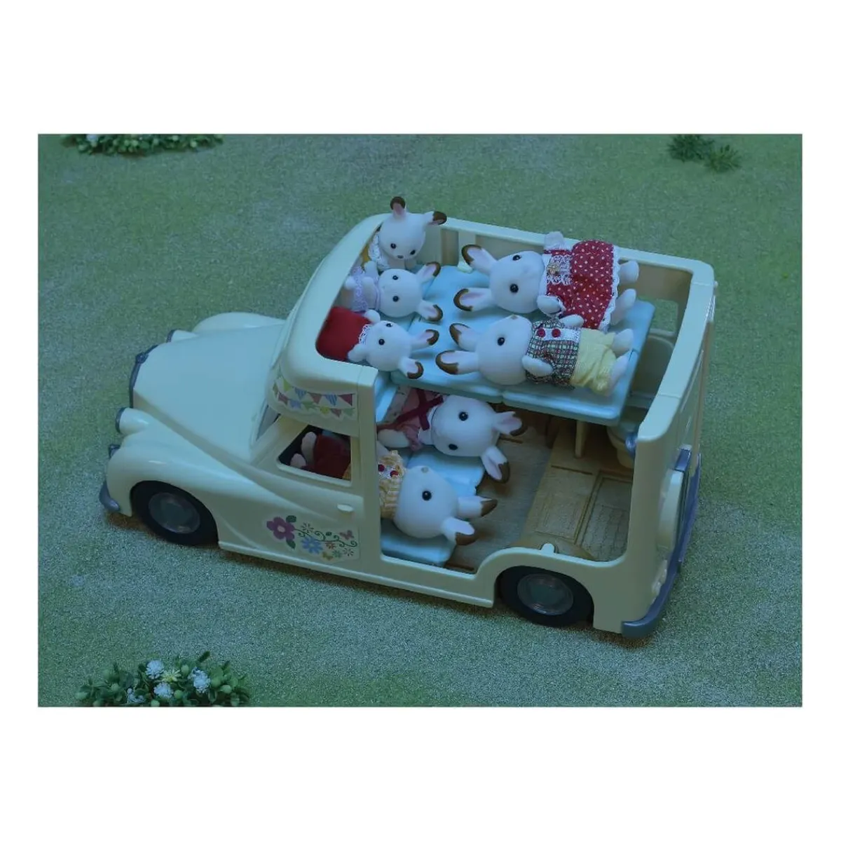 - Autocaravana Familiar Coleccionables Y Mini Mundos