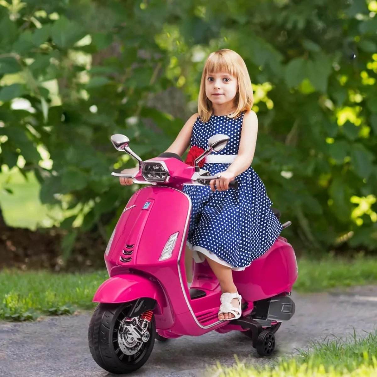 Hot Vespa 6V con música, radio FM y ruedines Rosa Vehículos De Batería O A Pedales